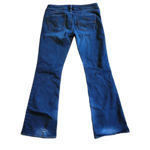 Silver Jeans Co. Women's Tuesday Slim Boot Distressed Size 32 x 33